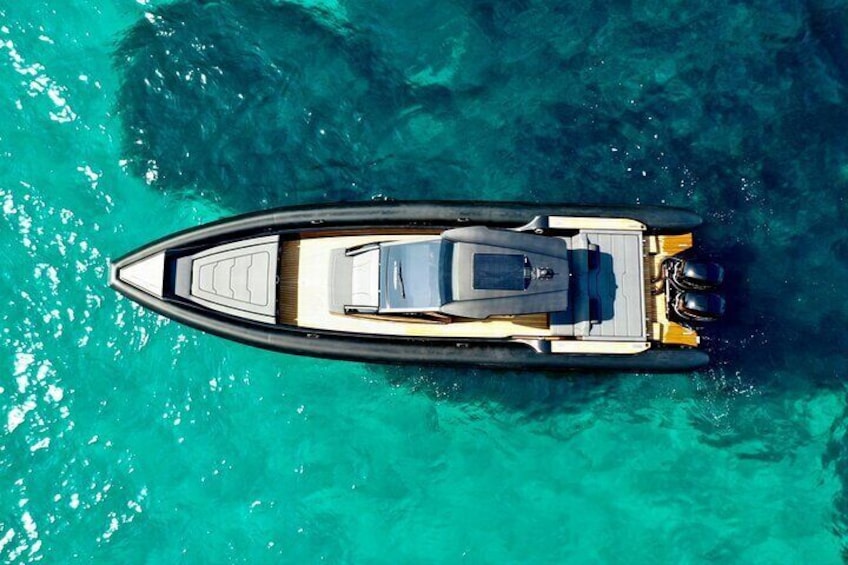 Folegandros-Milos-Polyaigos Private Speed Boat Cruise with Open Bar
