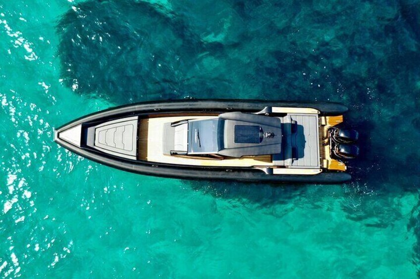 Folegandros-Milos-Polyaigos Private Speed Boat Cruise with Open Bar