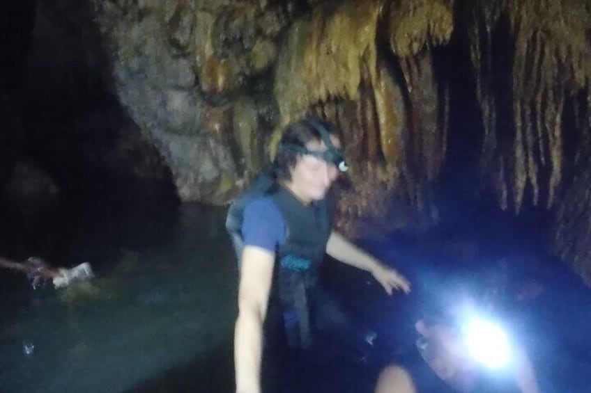 San Juan: Toro Negro Hike, Swim & Cliff Jumping Adventure
