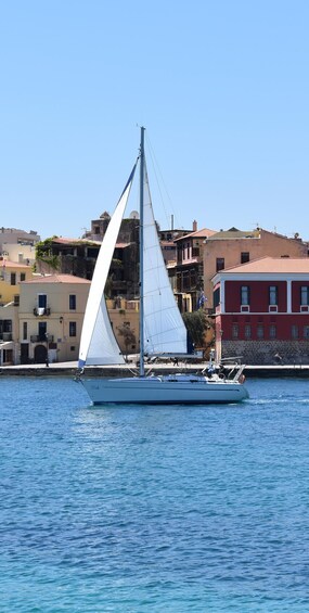 Chania: Private Sailing Cruise with Snorkel, Lunch & Drinks