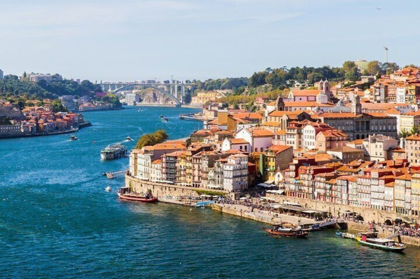 Romantic Porto: The Love Novel Exploration Game