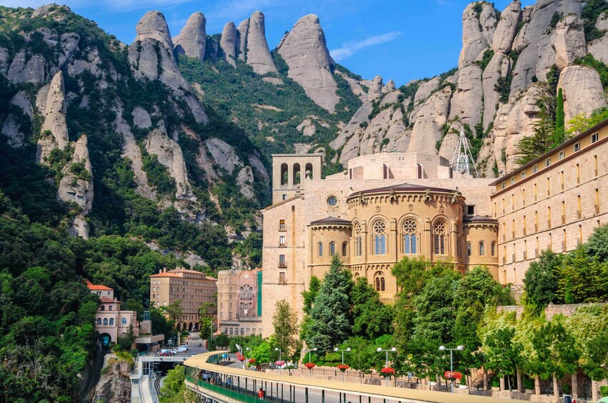 Montserrat Monastery Visit & Local tasting from Barcelona
