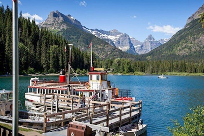 Banff, Yoho, Jasper, Waterton National Parks, and Drumheller 7-Days Tour