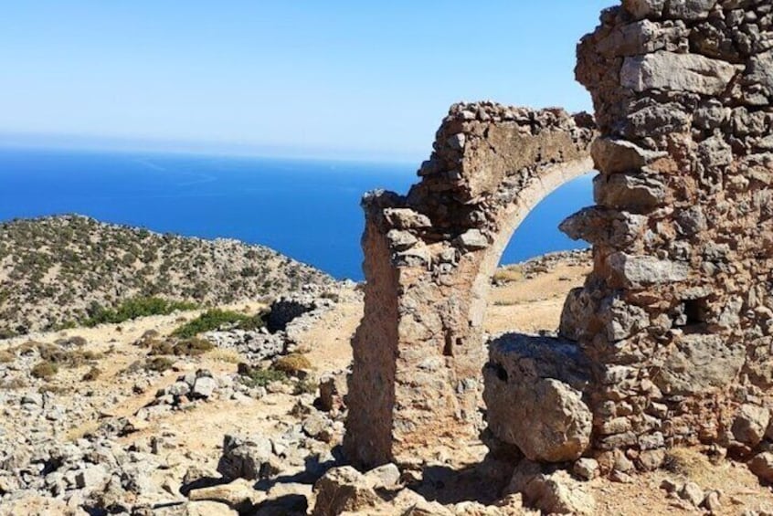 Half-Day Private Hiking Tour to the Akrotiri Peninsula