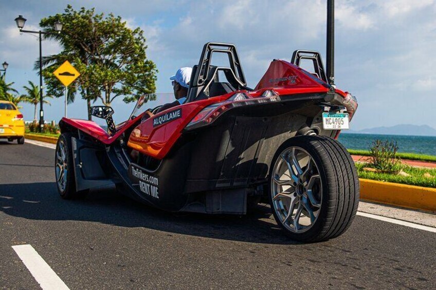 Slingshot Tour of Amador - Casco Viejo - Panama City 