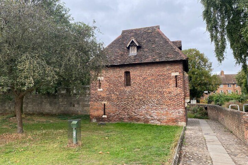 York City Medieval Walls Private Walking Tour