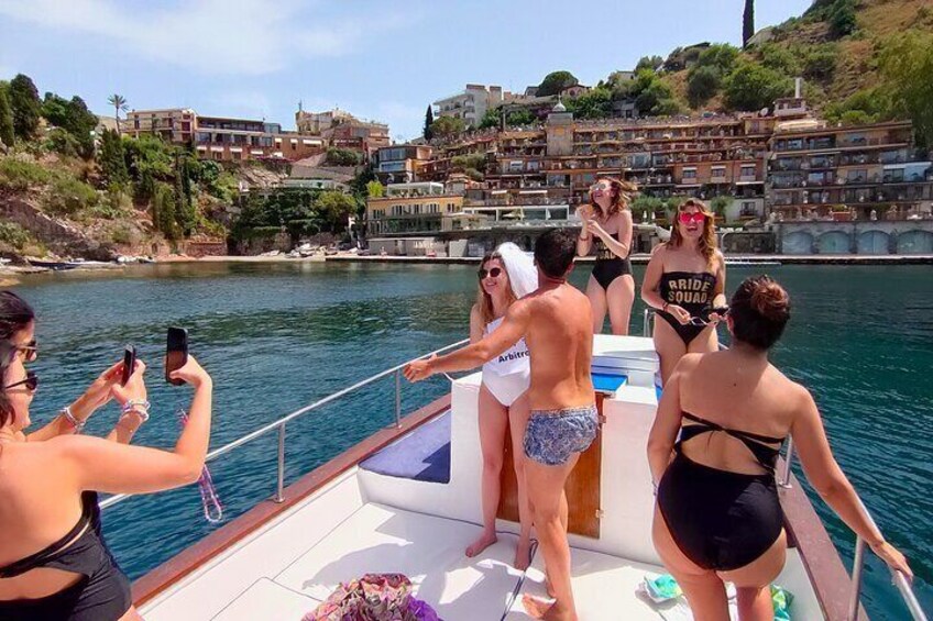 Half Day Private Guided Boat Tour in Taormina