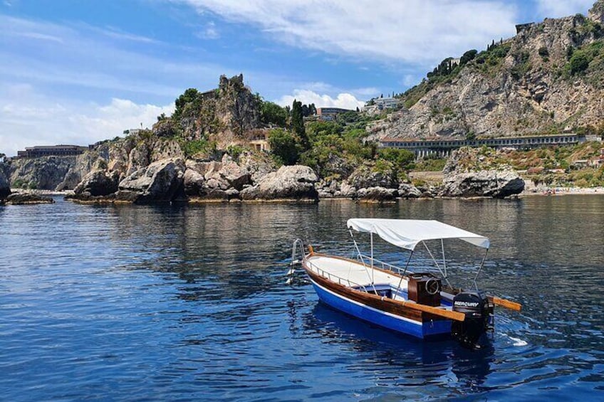 Half Day Private Guided Boat Tour in Taormina