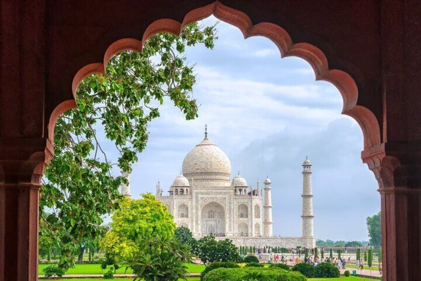 Private Full-Day Taj Mahal and Agra Fort Tour from New Delhi