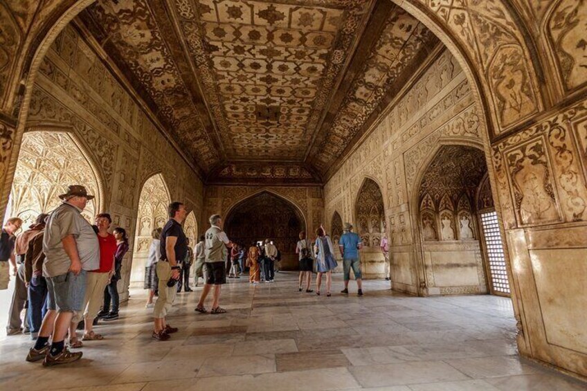 Private Full-Day Taj Mahal and Agra Fort Tour from New Delhi