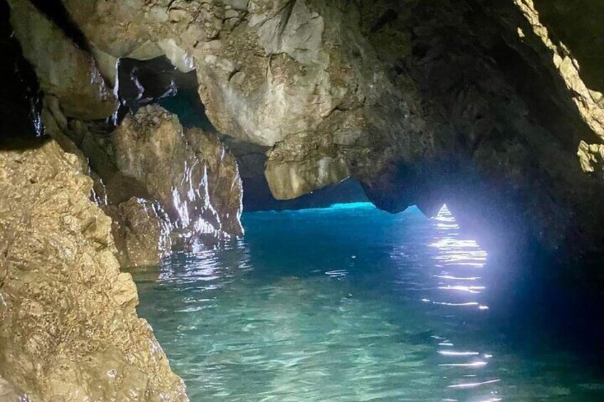 Cave of Lovers