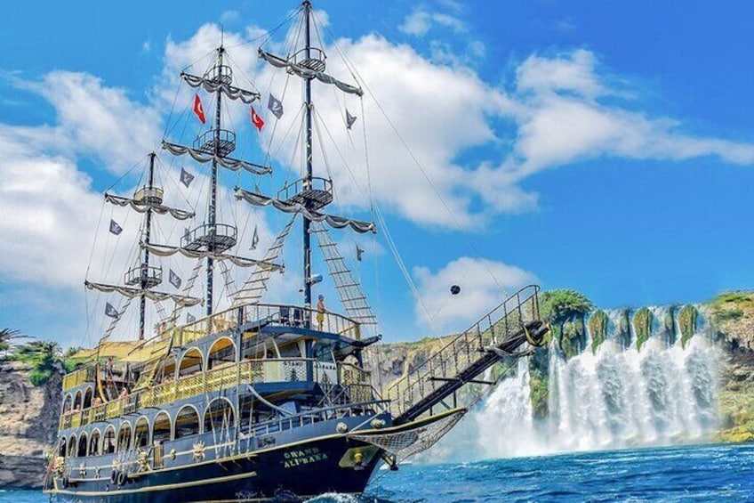 Pirate Boat Trip From Antalya With Animations