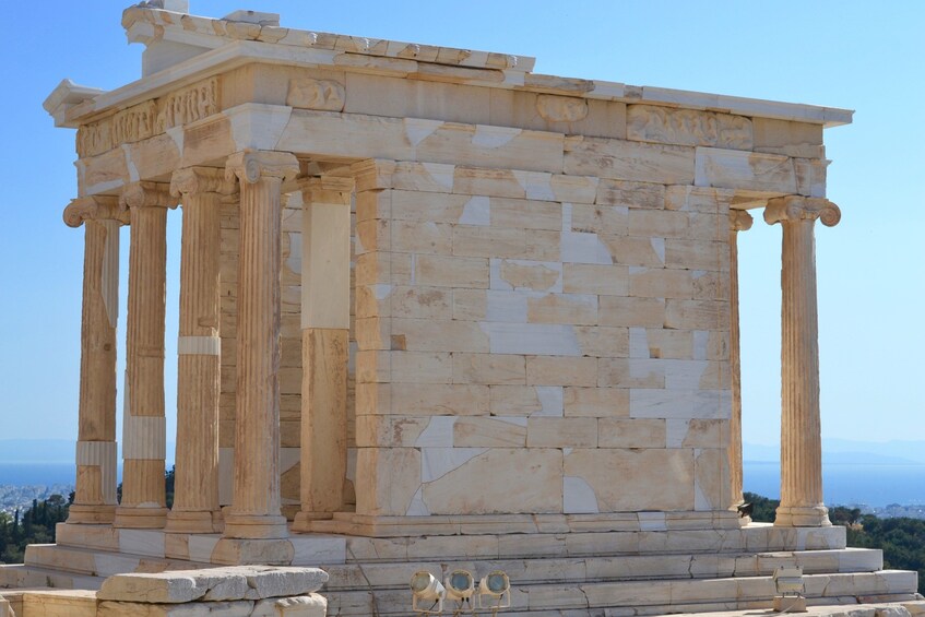 Skip-the-Line Acropolis Monuments & Acropolis Museum Tour