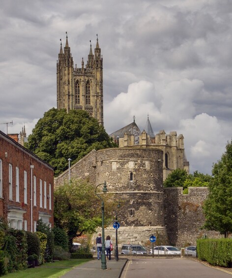 Canterbury Cathedral, Leeds Castle and Dover Castle Private Tour