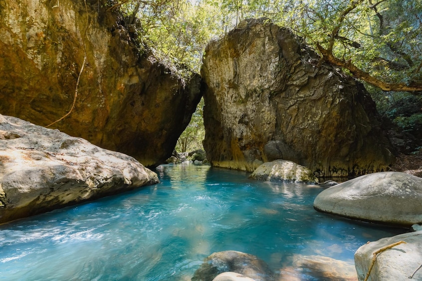 La Leona Waterfall Hike w/ Lunch
