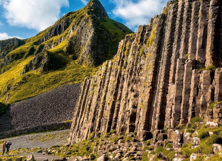 Belfast Shore Excursion: Giant's Causeway and Belfast Tour