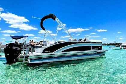 Private Chartered Luxury Pontoon Boat-Up to 6 Guests in Destin
