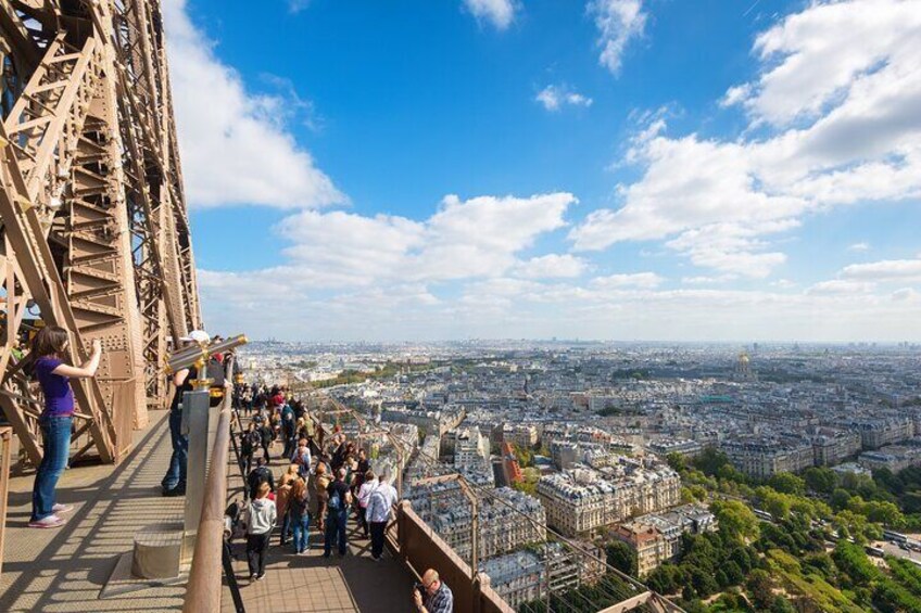 Eiffel Tower with Host Summit or 2nd Floor