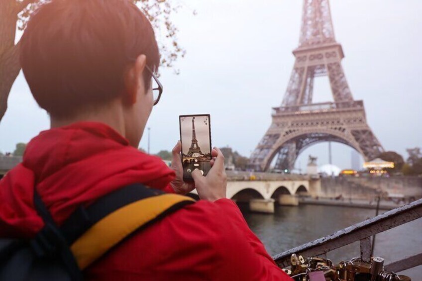 Eiffel Tower with Host Summit or 2nd Floor