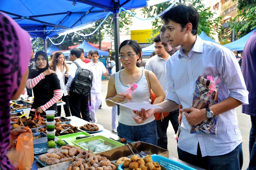 Picture 1 for Activity Kuala Lumpur: Half Day Local Food Walking Tour