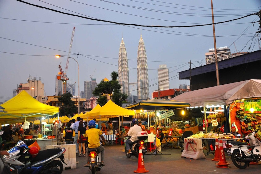 Picture 2 for Activity Kuala Lumpur: Half Day Local Food Walking Tour