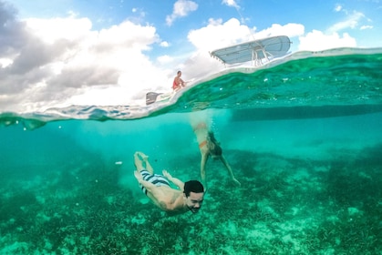 Demi-journée d'aventure en bateau à moteur sur la côte ouest d'Ocho Rios