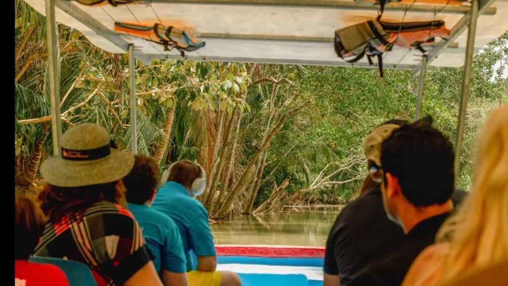 Picture 3 for Activity Manuel Antonio: Natural Mangrove Guided Boat Tour and Drinks