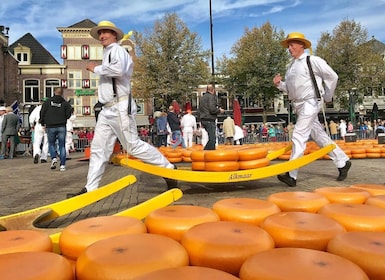Small Group Alkmaar Cheese Market and City Tour