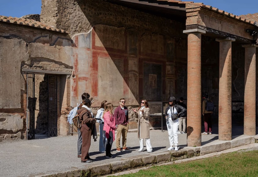Picture 18 for Activity Pompeii: Archaeological Ruins Tour with Lunch