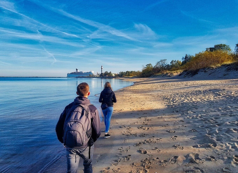 Riga: Guided Hiking Adventure