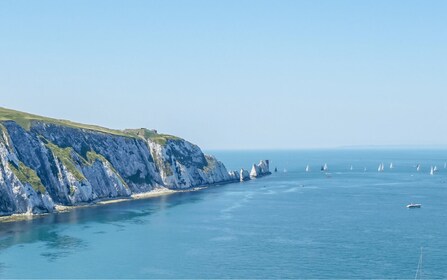 From Brighton: Isle of Wight Full-Day Trip via Portsmouth