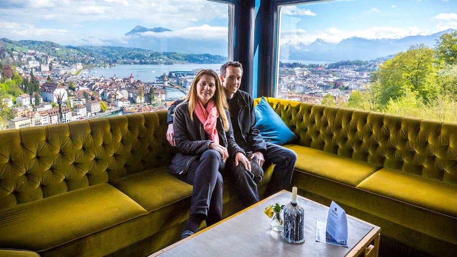 Lucerne Walking and Boat Tour: The Best Swiss Experience