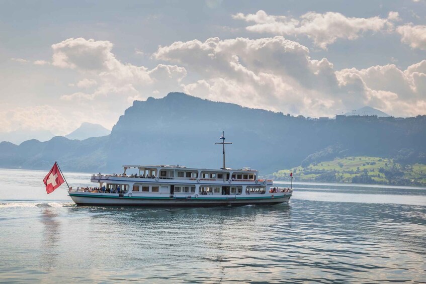 Picture 4 for Activity Lucerne Walking and Boat Tour: The Best Swiss Experience