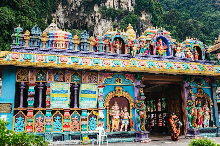 Picture 6 for Activity Kuala Lumpur: Suburbs and Batu Caves Half-Day Tour