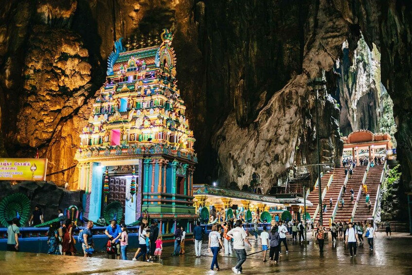 Picture 8 for Activity Kuala Lumpur: Suburbs and Batu Caves Half-Day Tour