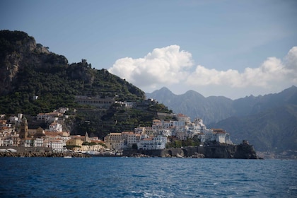 Positano: tour in barca della Costiera Amalfitana con visita al villaggio d...