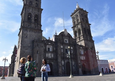 Puebla: tour privado a pie con degustación de dulces y licores