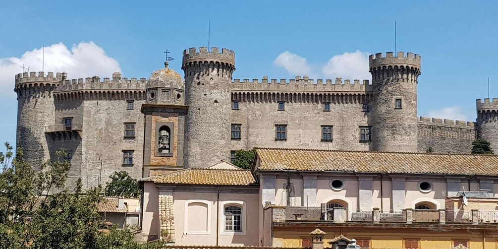 Picture 3 for Activity Bracciano: Odescalchi-Orsini ancient Castle Tour with Lunch