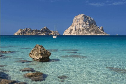 PASEO EN MOTOS DE AGUA ES VEDRA IBIZA DESDE SANT ANTONI