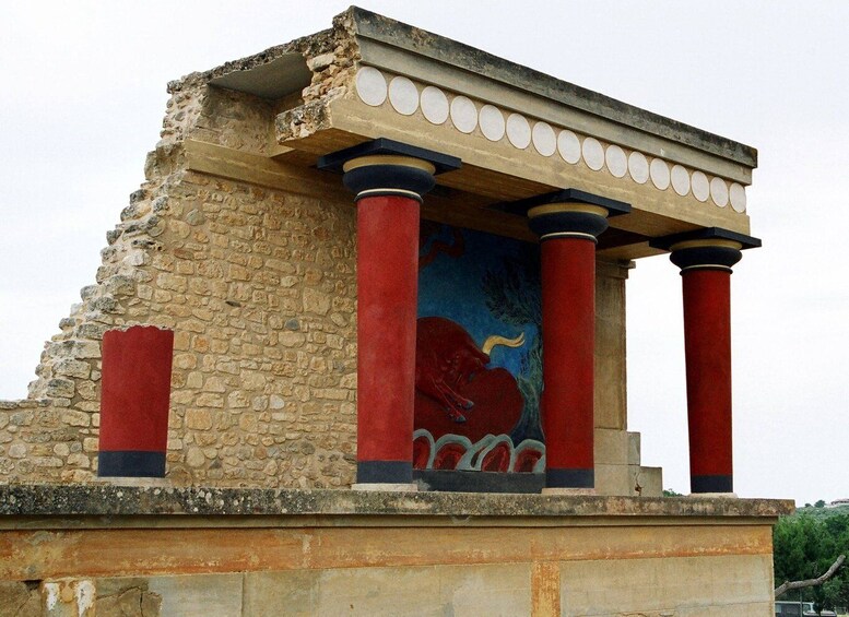 Picture 5 for Activity Knossos Palace Skip-the-Line Ticket & Private Guided Tour