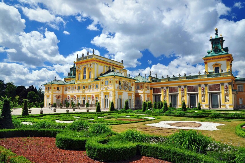 Picture 2 for Activity Warsaw: Skip-the-Line Royal Castle Guided Tour