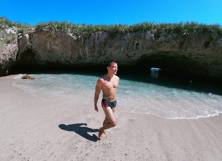 Picture 8 for Activity From Nueva Vallarta: Marietas Islands Hidden Beach Tour