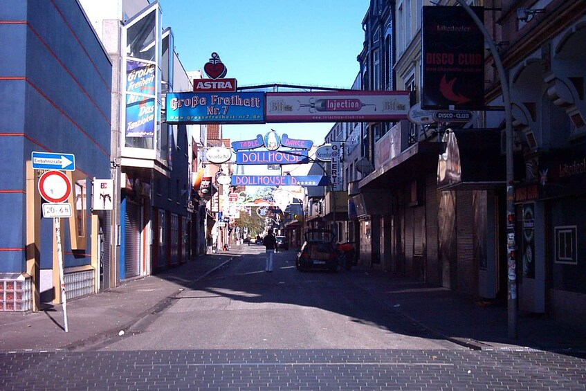 Picture 2 for Activity Hamburg: Private 75-Minute Tour of St. Pauli