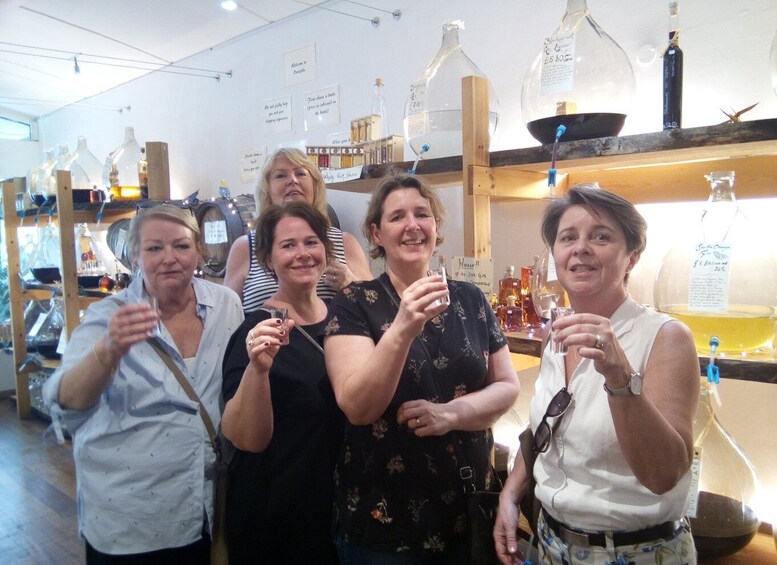 Oxford Food & Drink Tasting & Sightseeing Guided Tour