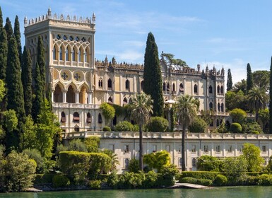 Sirmione: Scenic Afternoon Boat Cruise with Prosecco & Snack