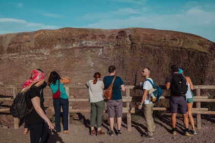 Pompejista: Vesuvius-vuoren opastettu kierros kuljetuksella