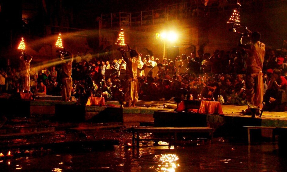 Picture 2 for Activity India: Evening Ganga Aarti With Dinner and Private Transfer