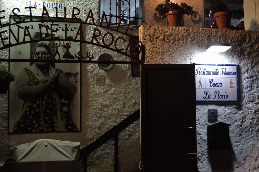 Picture 2 for Activity Granada: Sacromonte Caves Flamenco Show