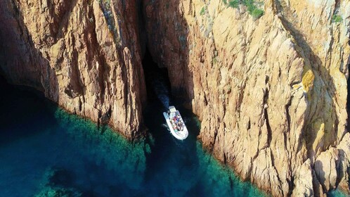 Cargèse:Scandola/Piana/Stop in Girolata Halve dag op RIB boot