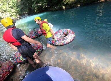 Rio Celeste : Excursion en chambre à air avec collations et boissons